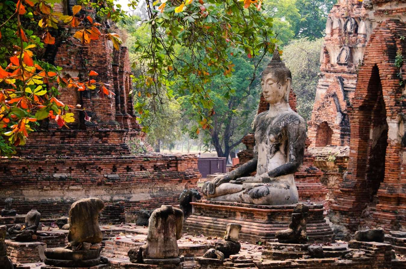 Tượng phật tại thành phố Ayutthaya