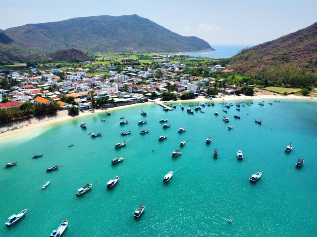 Những ngôi làng tuyệt đẹp ven biển: Làng 'bốn không' dưới chân Hòn Hèo- Ảnh 6. Những ngôi làng tuyệt đẹp ven biển: Làng 'bốn không' dưới chân Hòn Hèo- Ảnh 6.