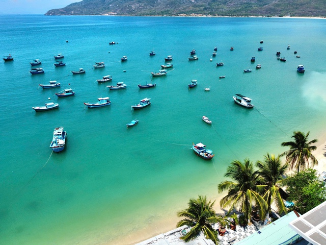 Những ngôi làng tuyệt đẹp ven biển: Làng 'bốn không' dưới chân Hòn Hèo- Ảnh 2. Những ngôi làng tuyệt đẹp ven biển: Làng 'bốn không' dưới chân Hòn Hèo- Ảnh 2.