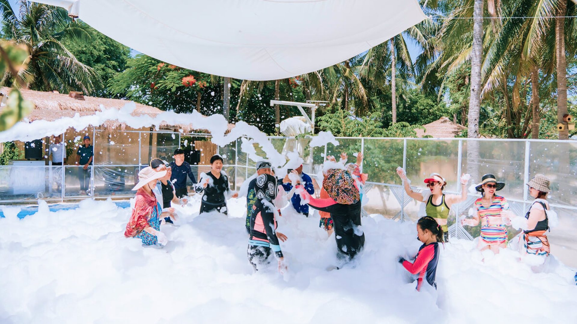 ngay-hoi-bot-tuyet-greenoasis-dam-bay-nha-trang