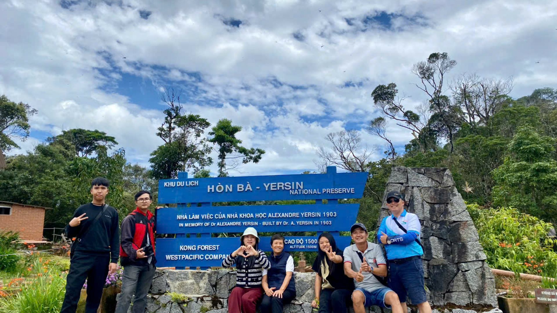 z6878237198609_8b19f3b62a99015cb9e3d00fd4badb02