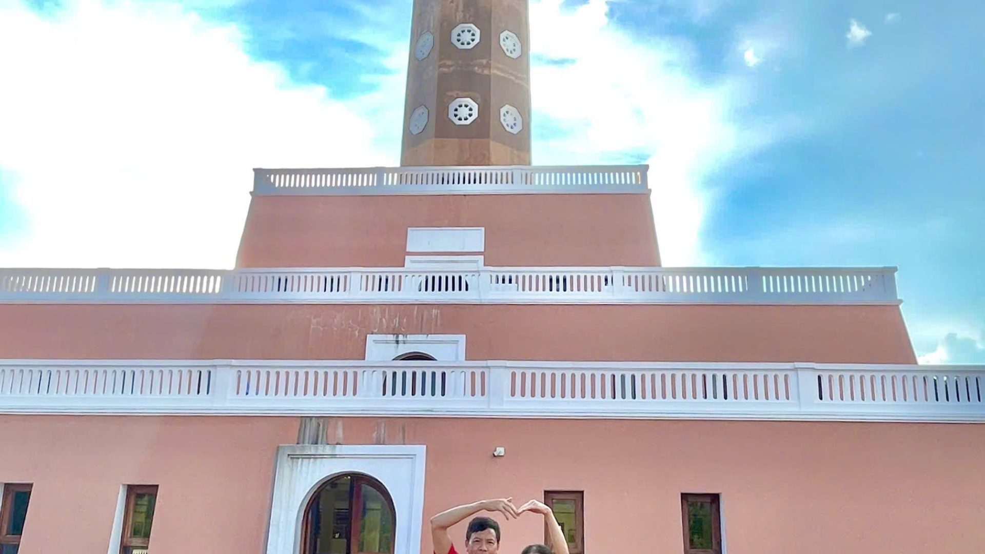 z7139085974628_9323acc244b9e2e29cfacaae05615dae