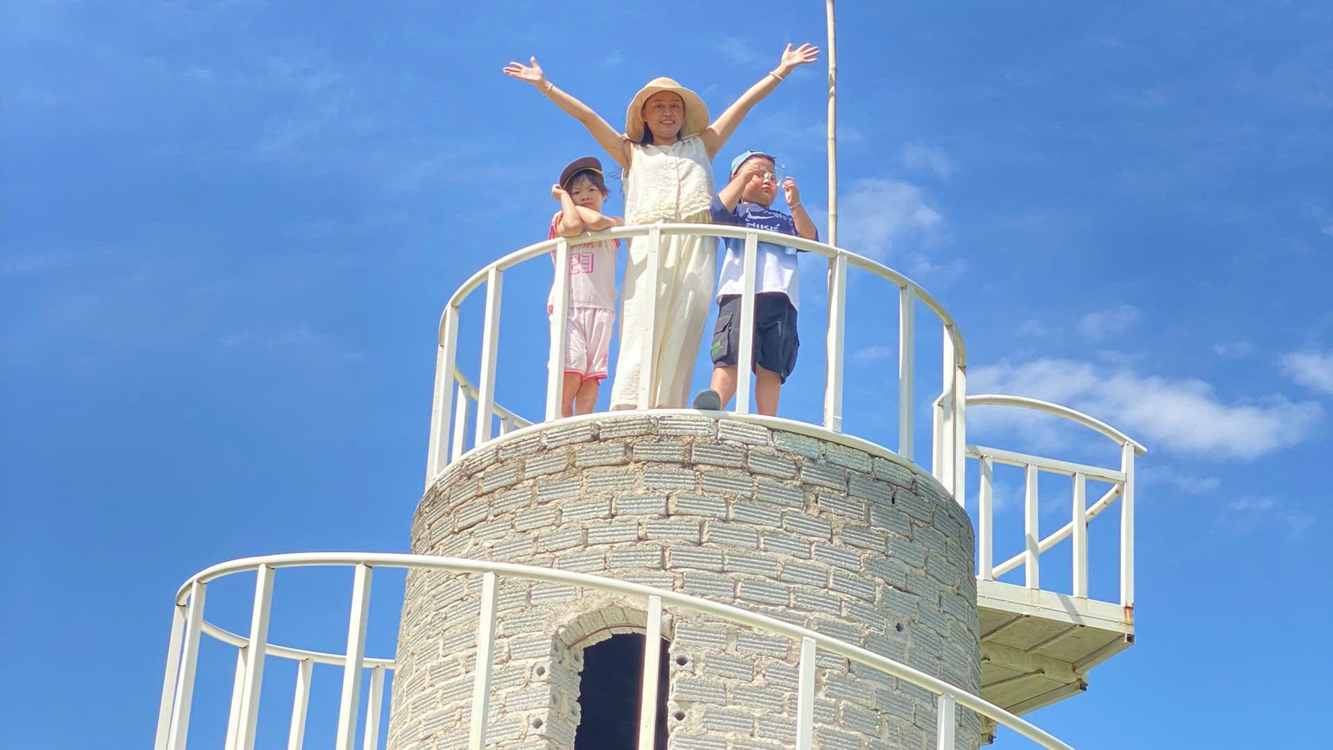 z6814102005179_3999b2c9439e94d632ee24811cc3d285