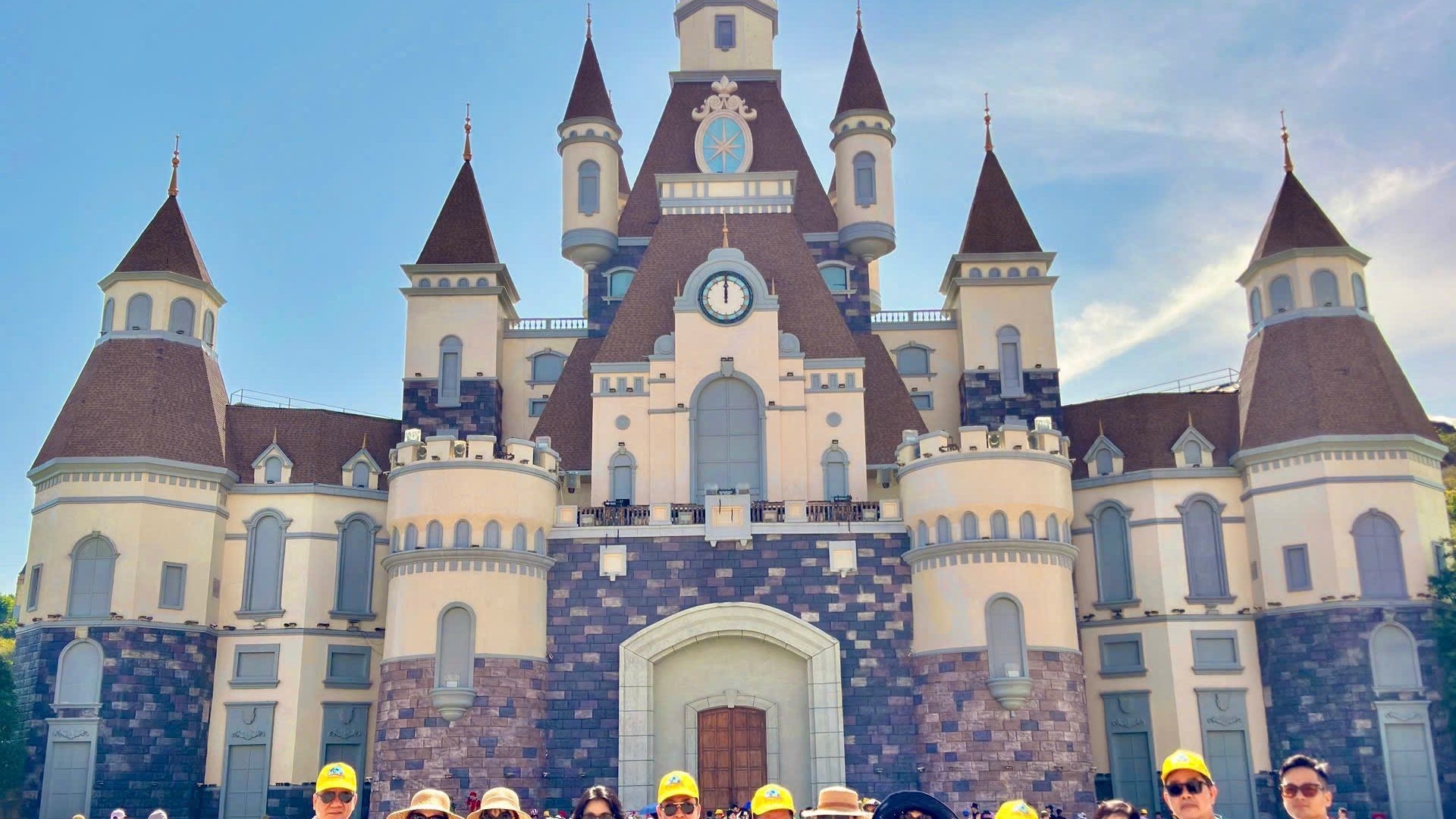 z7012725948306_70bead6c8d8d59b772db7af525023302