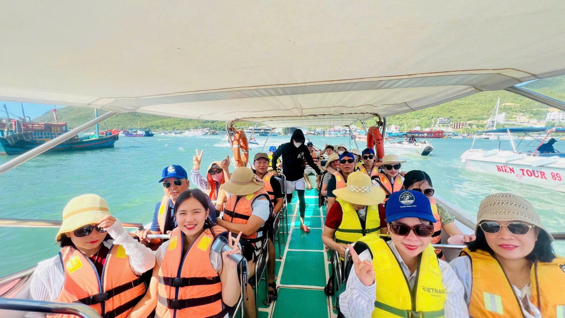 z7012725997028_19655092ec568809f1a1f7cba8894a96