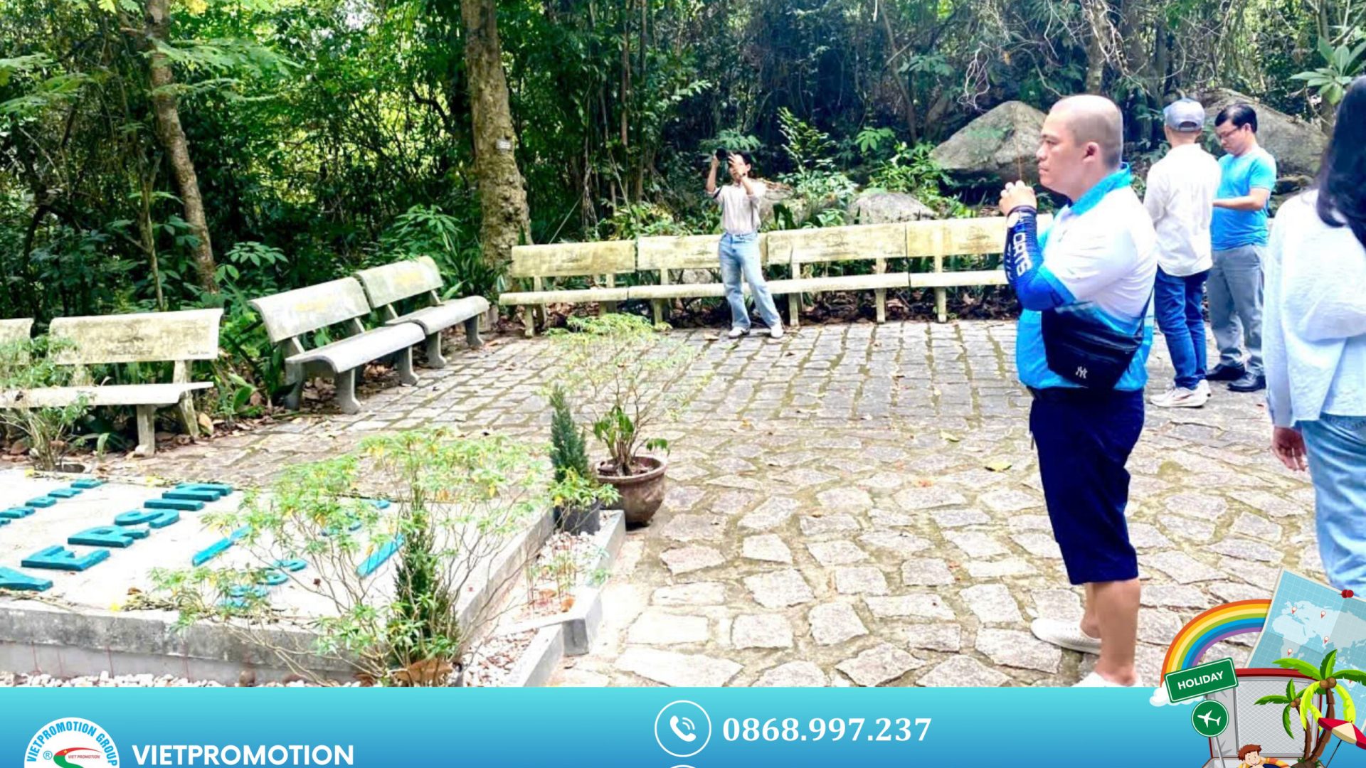 Blue And White Modern Creative Business Workshop Outdoor Banner (19)