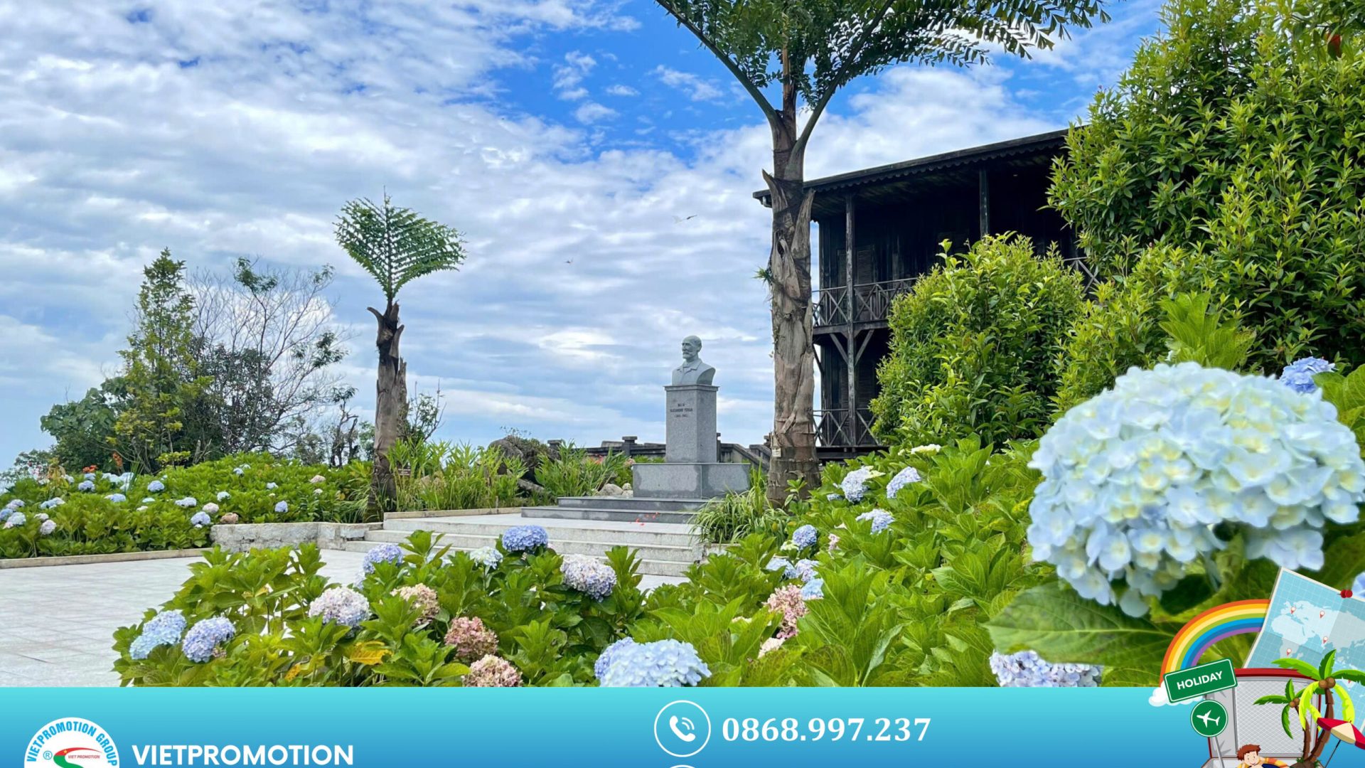 Blue And White Modern Creative Business Workshop Outdoor Banner (14)