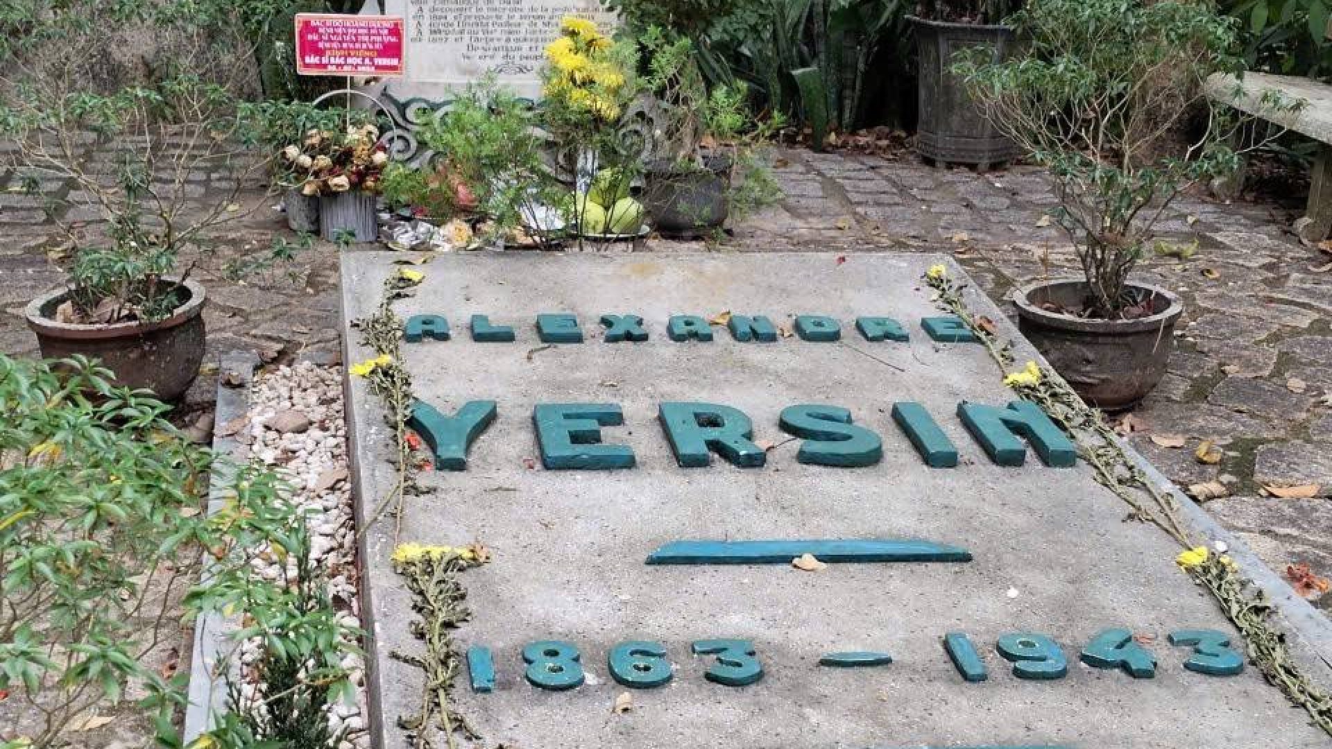 Vượt cheo leo Hòn Bà, thăm nhà bác sĩ Yersin